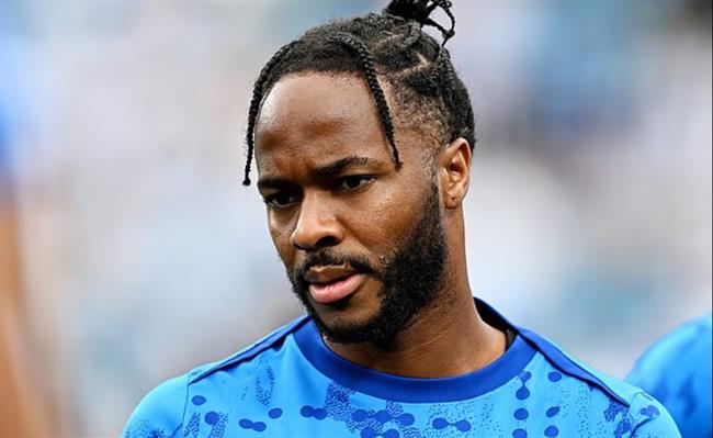 Raheem Sterling tu choi Napoli o He 2025.