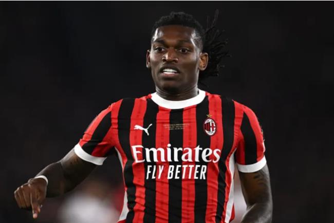 Rafael Leao lot vao tam ngam cua Arsenal.