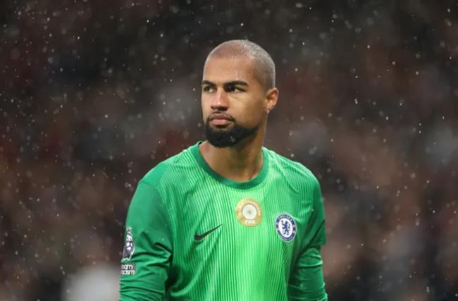 Peter Schmeichel noi ve thu mon Robert Sanchez.