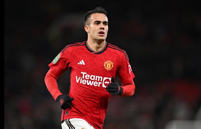 Sergio Reguilon co the tro thanh dong doi voi Messi.