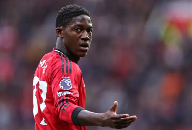 Napoli tu tin chieu mo thanh cong Kobbie Mainoo tu MU.