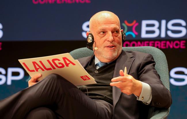 Chủ tịch La Liga chê Man City và PSG chỉ giỏi đốt tiền 1