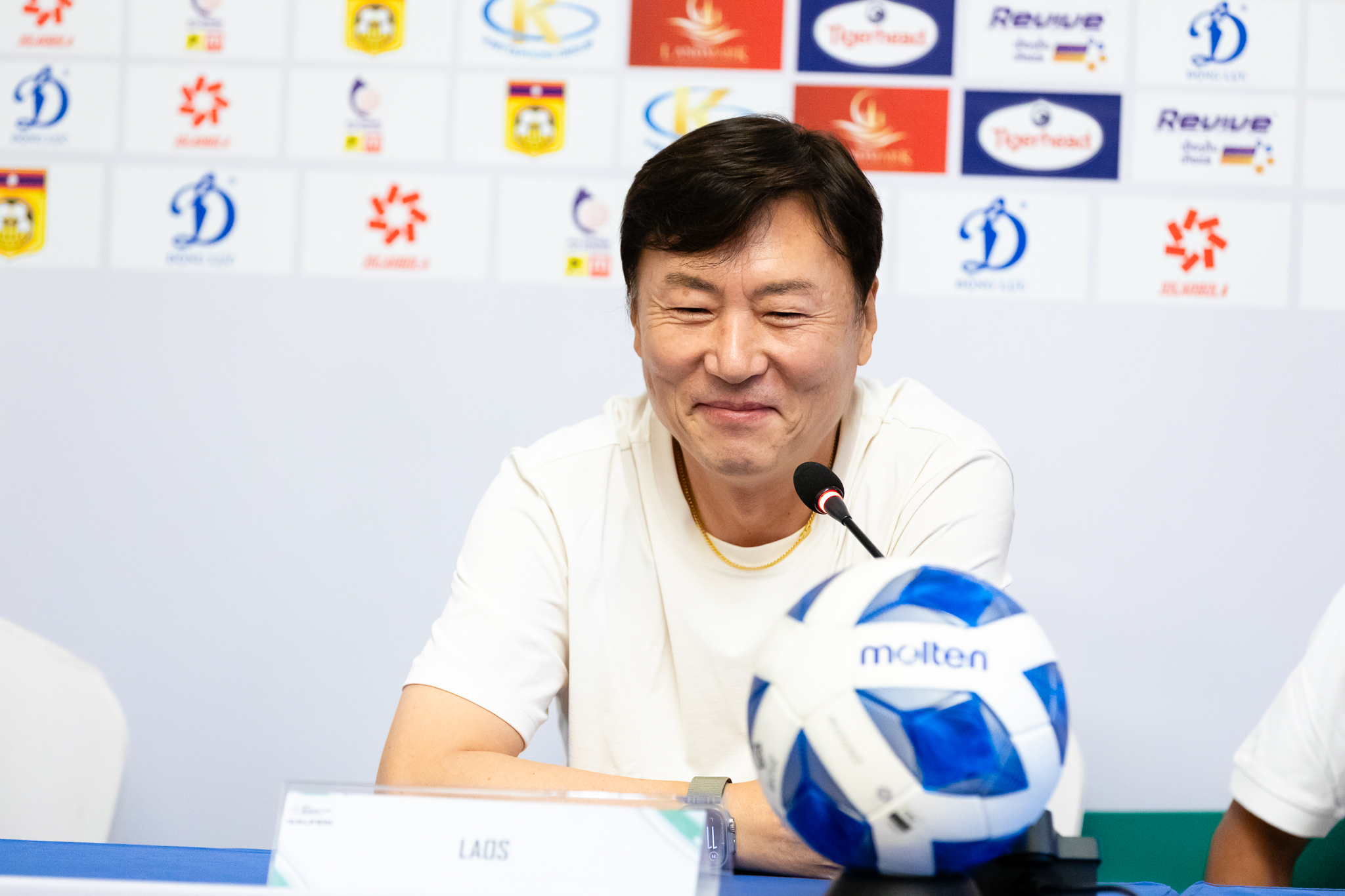 HLV Lào muốn tạo nên bất ngờ trước Malaysia 1