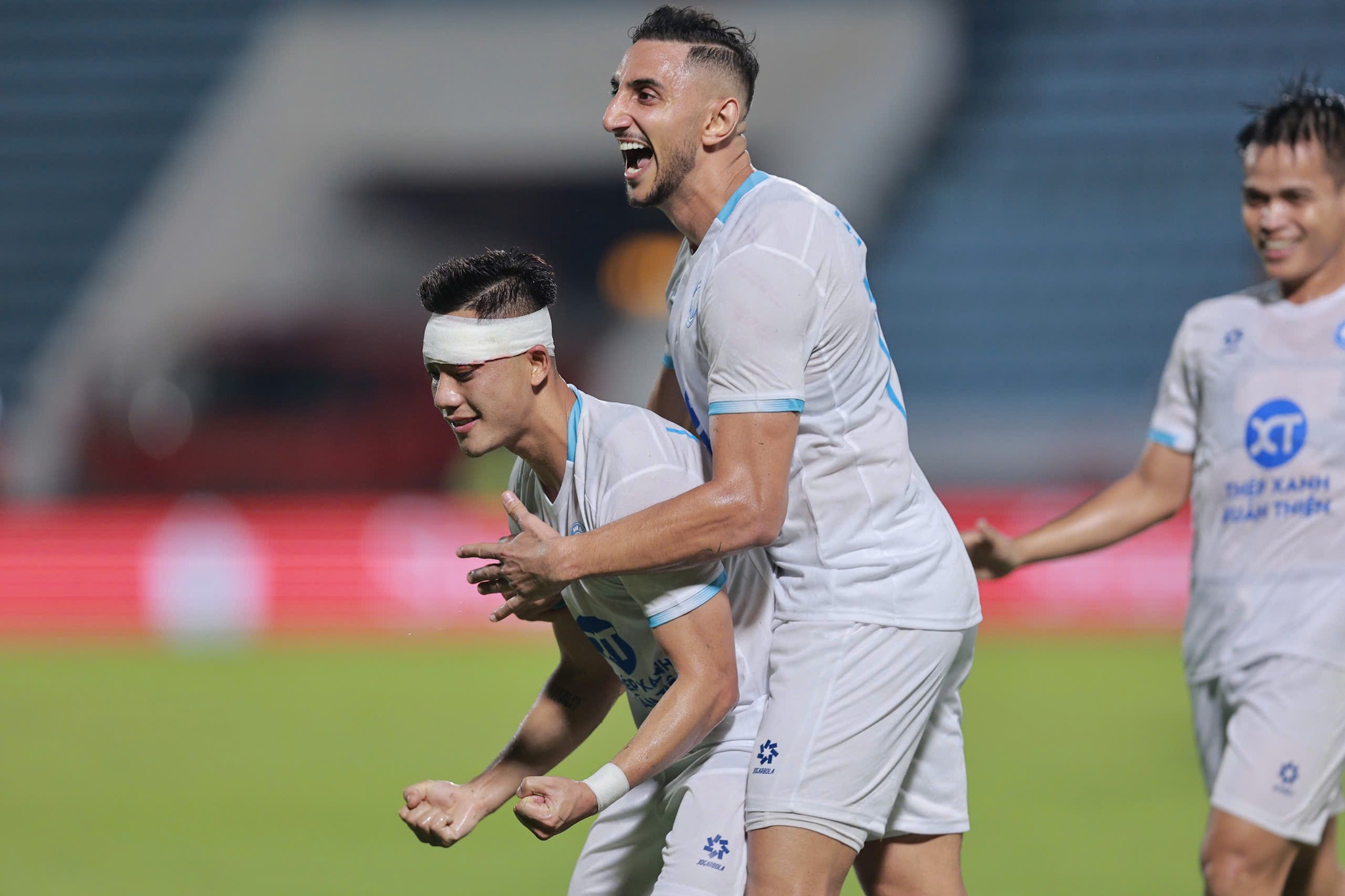 Lâm Ti Phông Người kiến tạo chiến thắng cho Nam Định FC 1