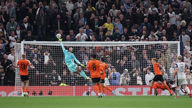 Nhận định Eintracht Frankfurt vs Tottenham (2h00 ngày 184) Căng như dây đàn 2