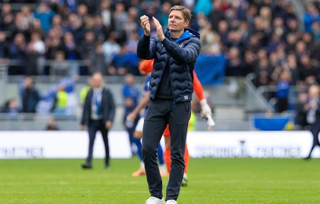 Oliver Glasner lên tiếng về tin đồn dẫn dắt Bayern Munich 1